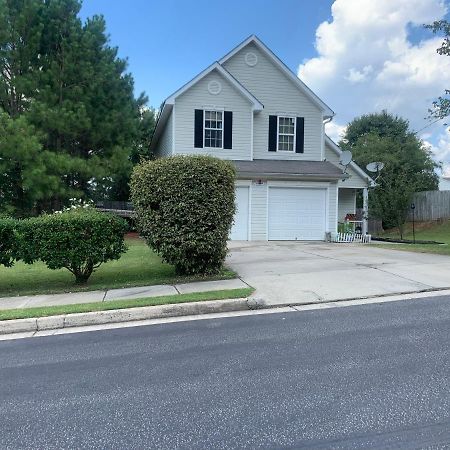 Captivating Home Near Downtown Atl Conley Exterior foto